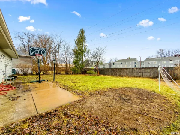 $149,900 | 1701 West Thames Drive, Peoria, IL 61614