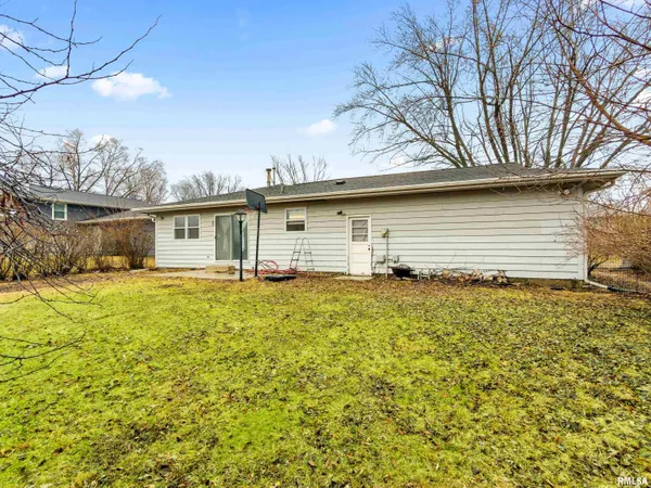 $149,900 | 1701 West Thames Drive, Peoria, IL 61614