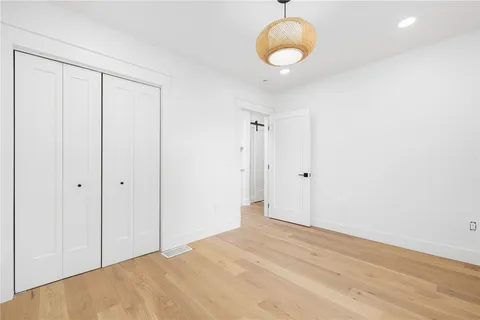 $1,299,999 | 7 Sheffield Avenue, Newport, RI 02840