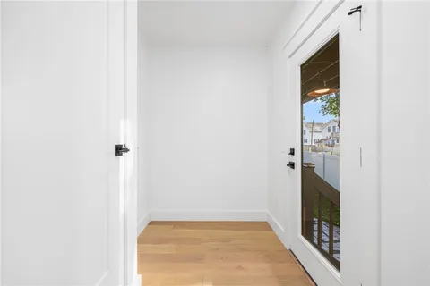 $1,299,999 | 7 Sheffield Avenue, Newport, RI 02840