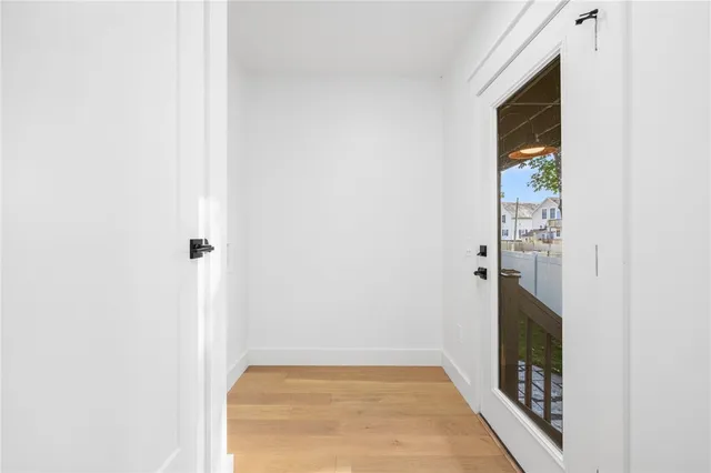 $1,299,999 | 7 Sheffield Avenue, Newport, RI 02840