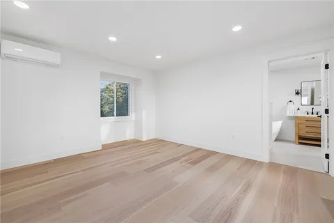 $1,299,999 | 7 Sheffield Avenue, Newport, RI 02840