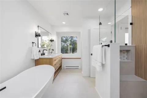 $1,299,999 | 7 Sheffield Avenue, Newport, RI 02840