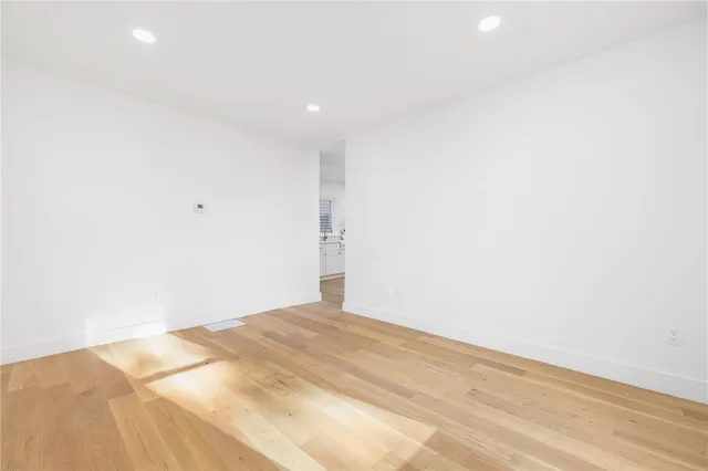 $1,299,999 | 7 Sheffield Avenue, Newport, RI 02840