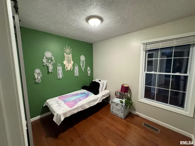 $259,900 | 110 Brandy Drive, Mackinaw, IL 61755