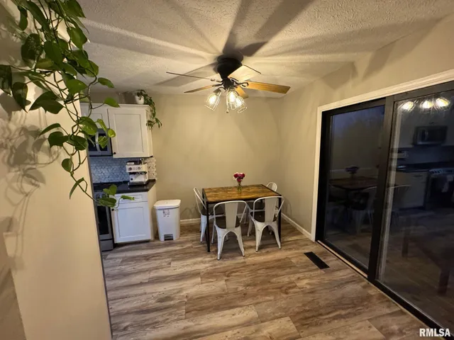 $259,900 | 110 Brandy Drive, Mackinaw, IL 61755