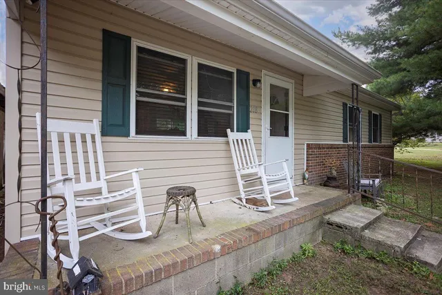 $208,000 | 218 East Sunset Avenue, Greensboro, MD 21639