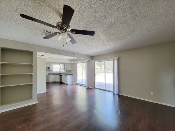 $1,950 | 18402 Tall Cypress Drive, Spring, TX 77388