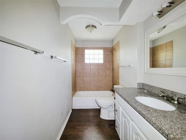 $1,950 | 18402 Tall Cypress Drive, Spring, TX 77388