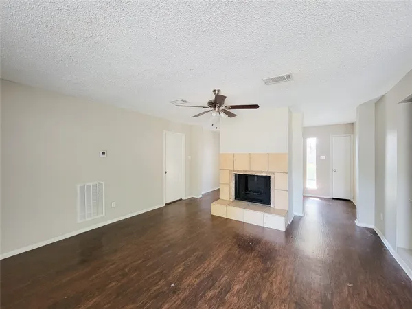$1,950 | 18402 Tall Cypress Drive, Spring, TX 77388