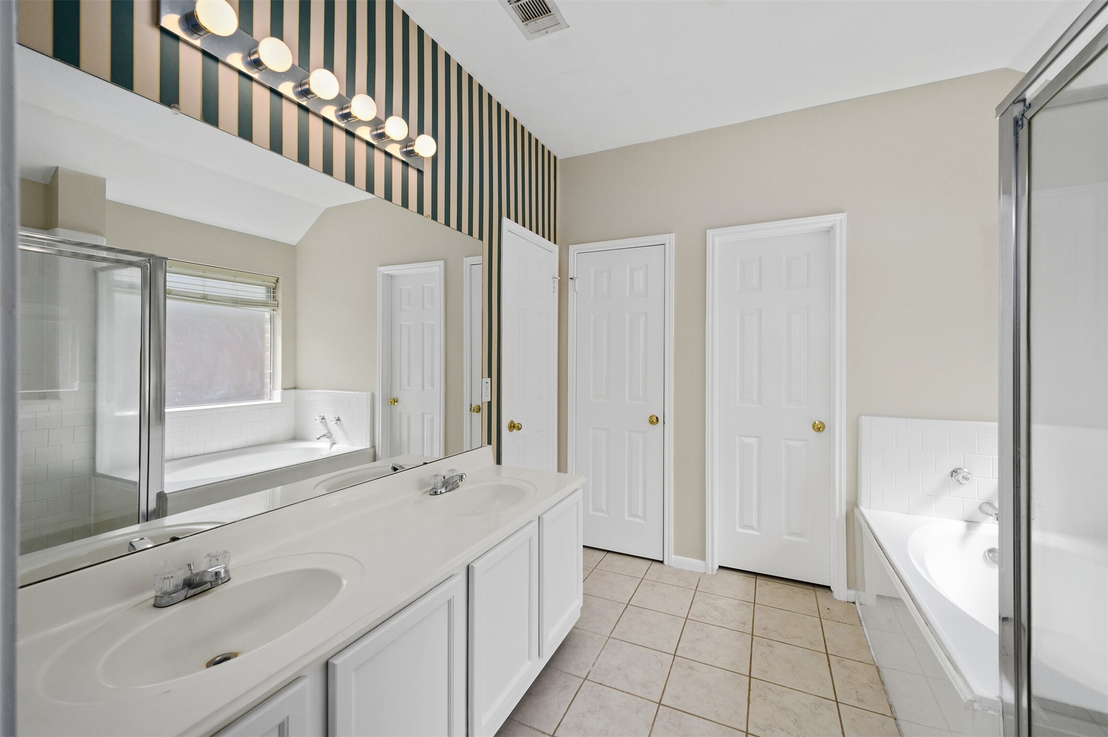 1631 Stonehaven Village Circle Spring, TX 77386 - Photo 6 of 11
