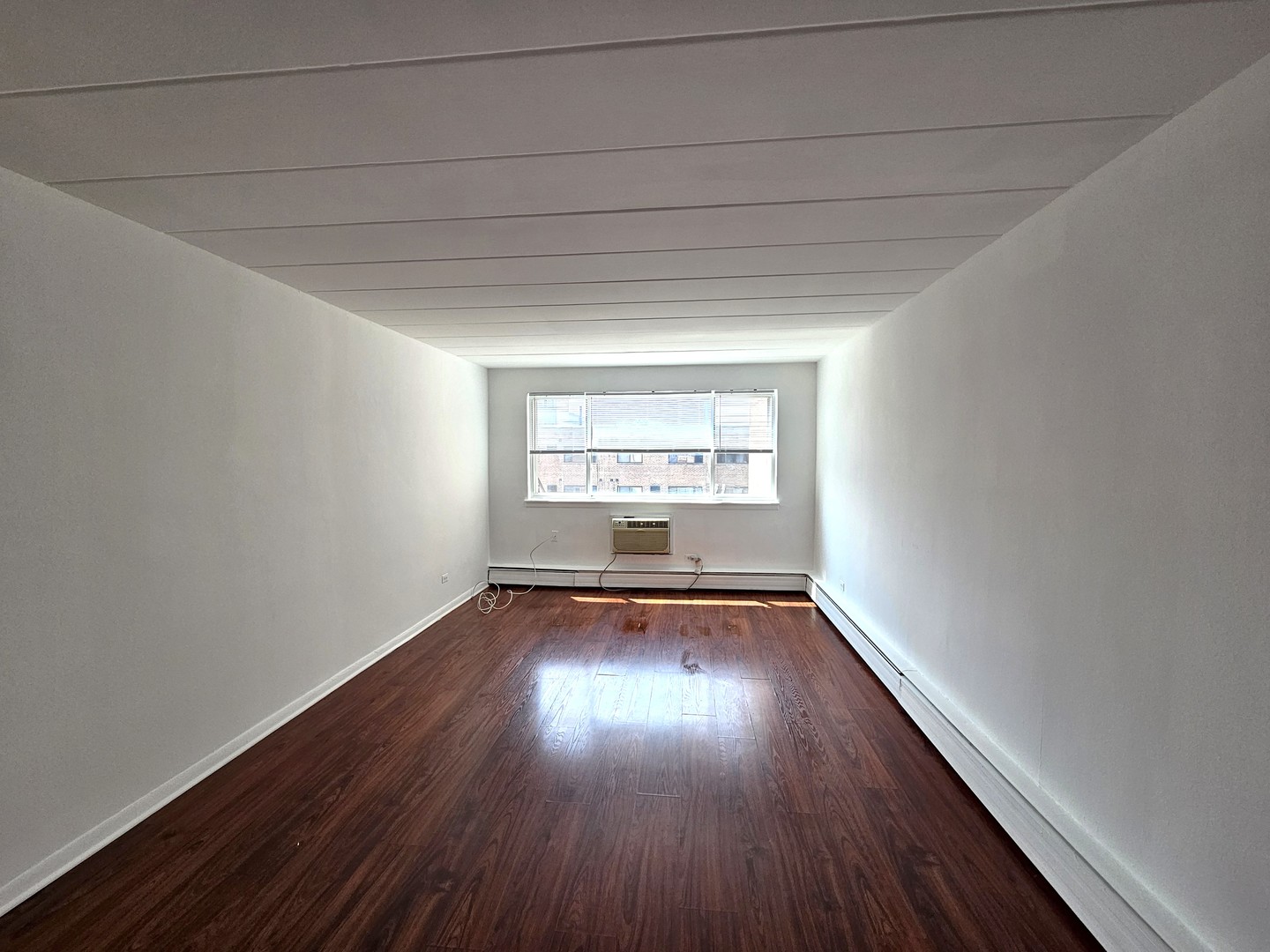 5906 North Sheridan Road, Unit 4C Chicago, IL 60660 - Photo 8 of 13