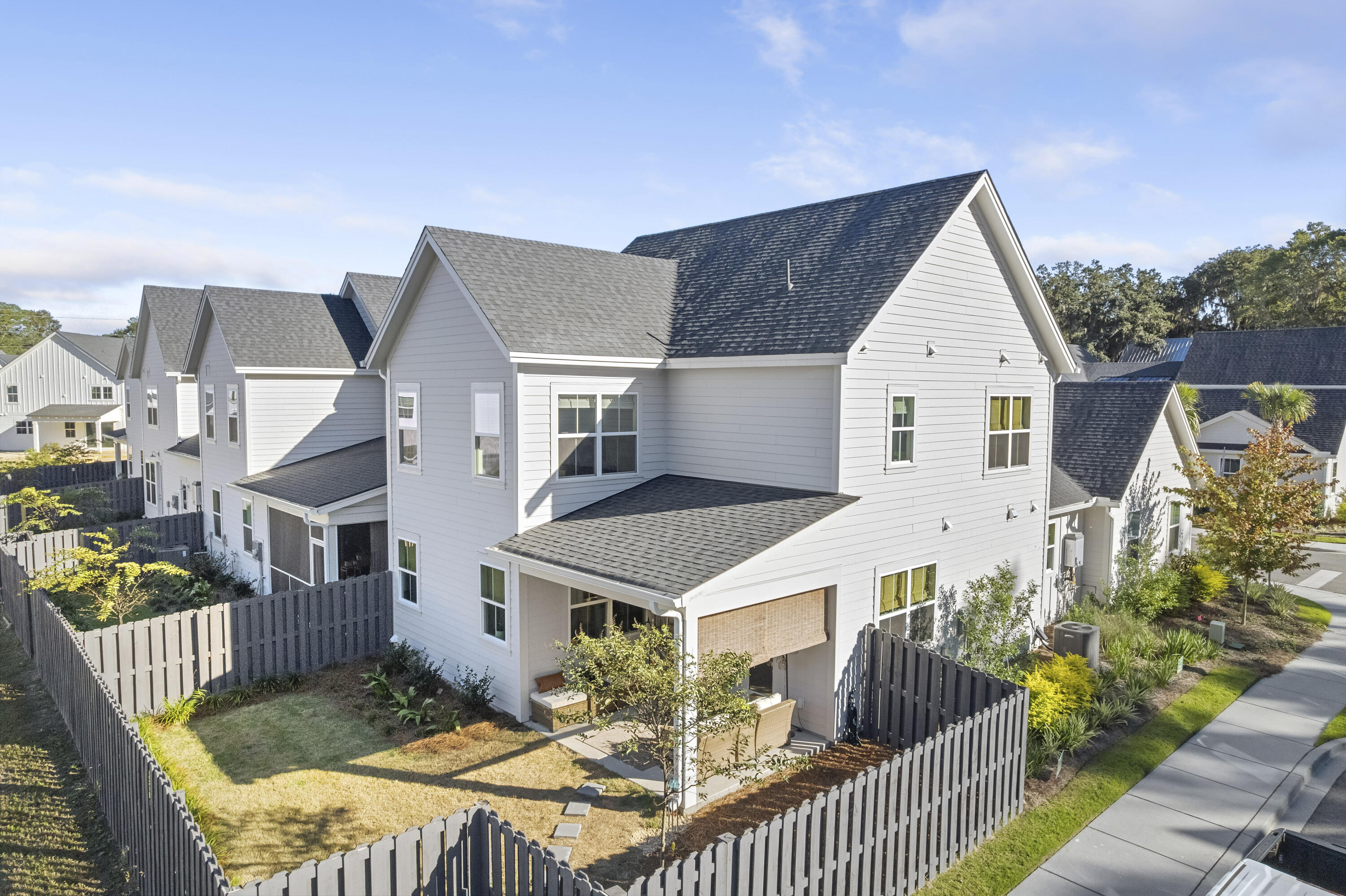 100 Risewell Court Johns Island, SC 29455 - Photo 5 of 35 100RisewellCt-CasaVerdeMediaLLC6