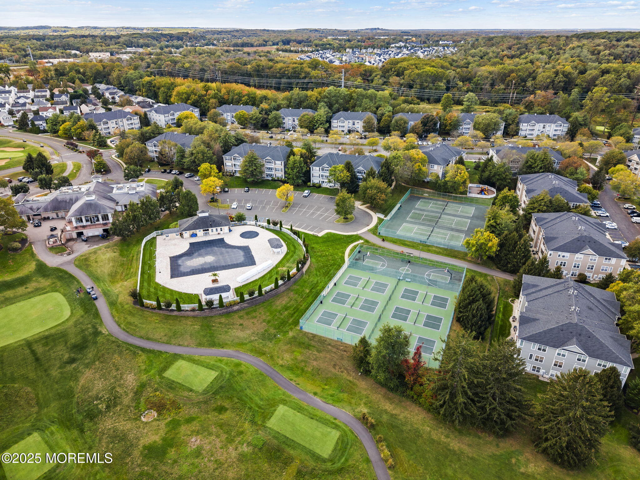 316 St Andrews Place Manalapan, NJ 07726 - Photo 38 of 42 5-web-or-mls-DJI_20251010135336_0085_D