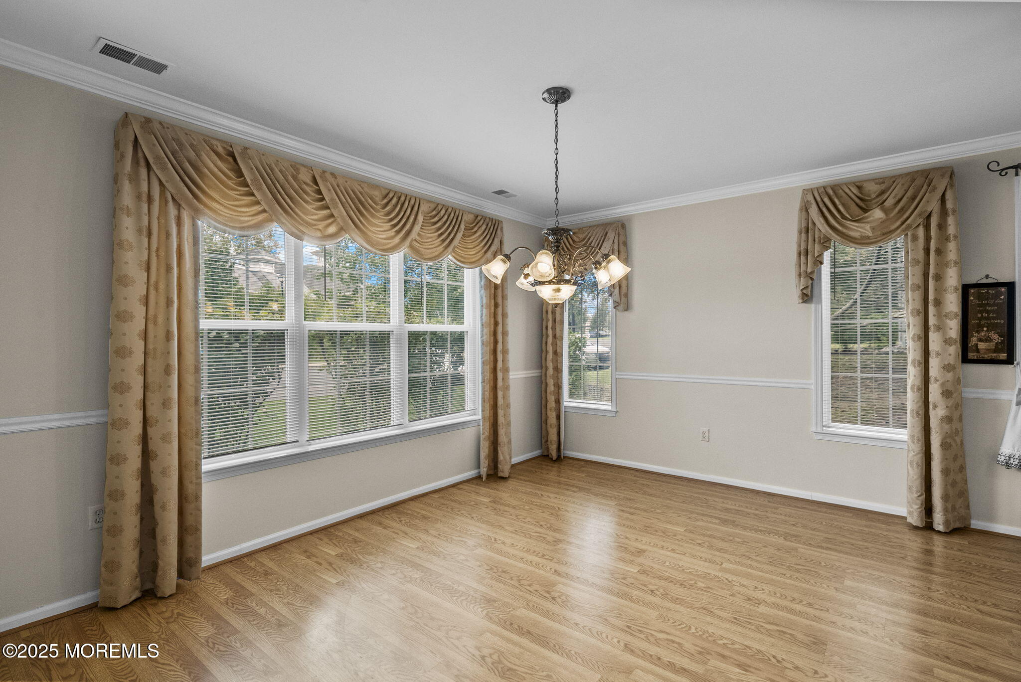 316 St Andrews Place Manalapan, NJ 07726 - Photo 9 of 42 14-web-or-mls-DSC09826