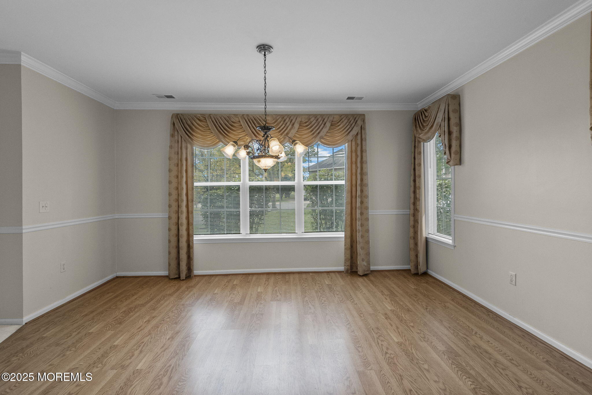 316 St Andrews Place Manalapan, NJ 07726 - Photo 10 of 42 18-web-or-mls-DSC09846