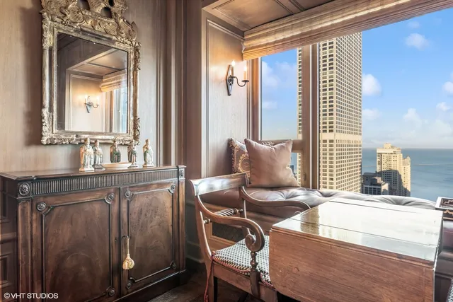 $4,300,000 | 800 North Michigan Avenue, Unit 3501, Chicago, IL 60611