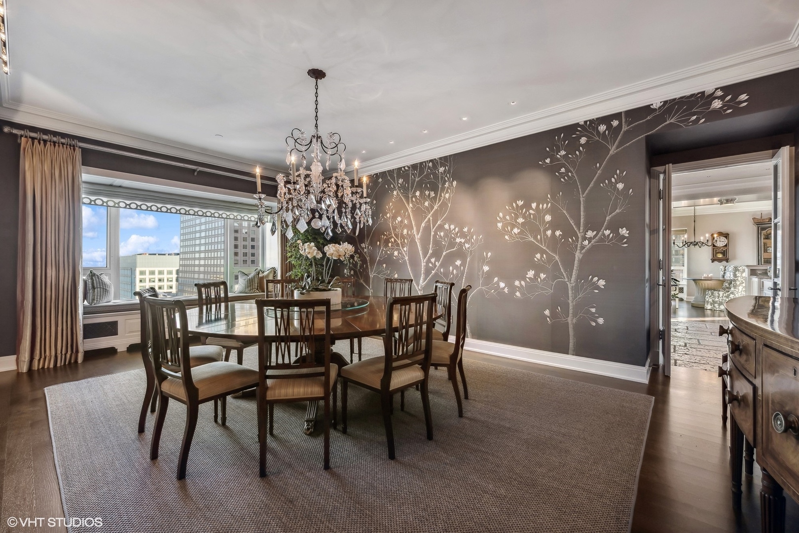 800 North Michigan Avenue, Unit 3501 Chicago, IL 60611 - Photo 19 of 57 a dining room with furniture and window