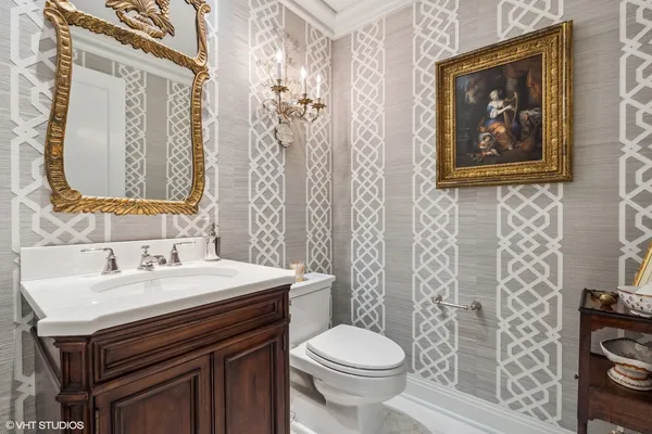 $4,300,000 | 800 North Michigan Avenue, Unit 3501, Chicago, IL 60611