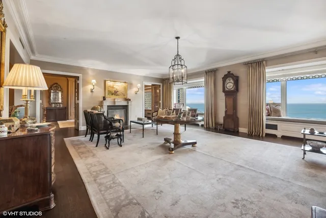 $4,300,000 | 800 North Michigan Avenue, Unit 3501, Chicago, IL 60611