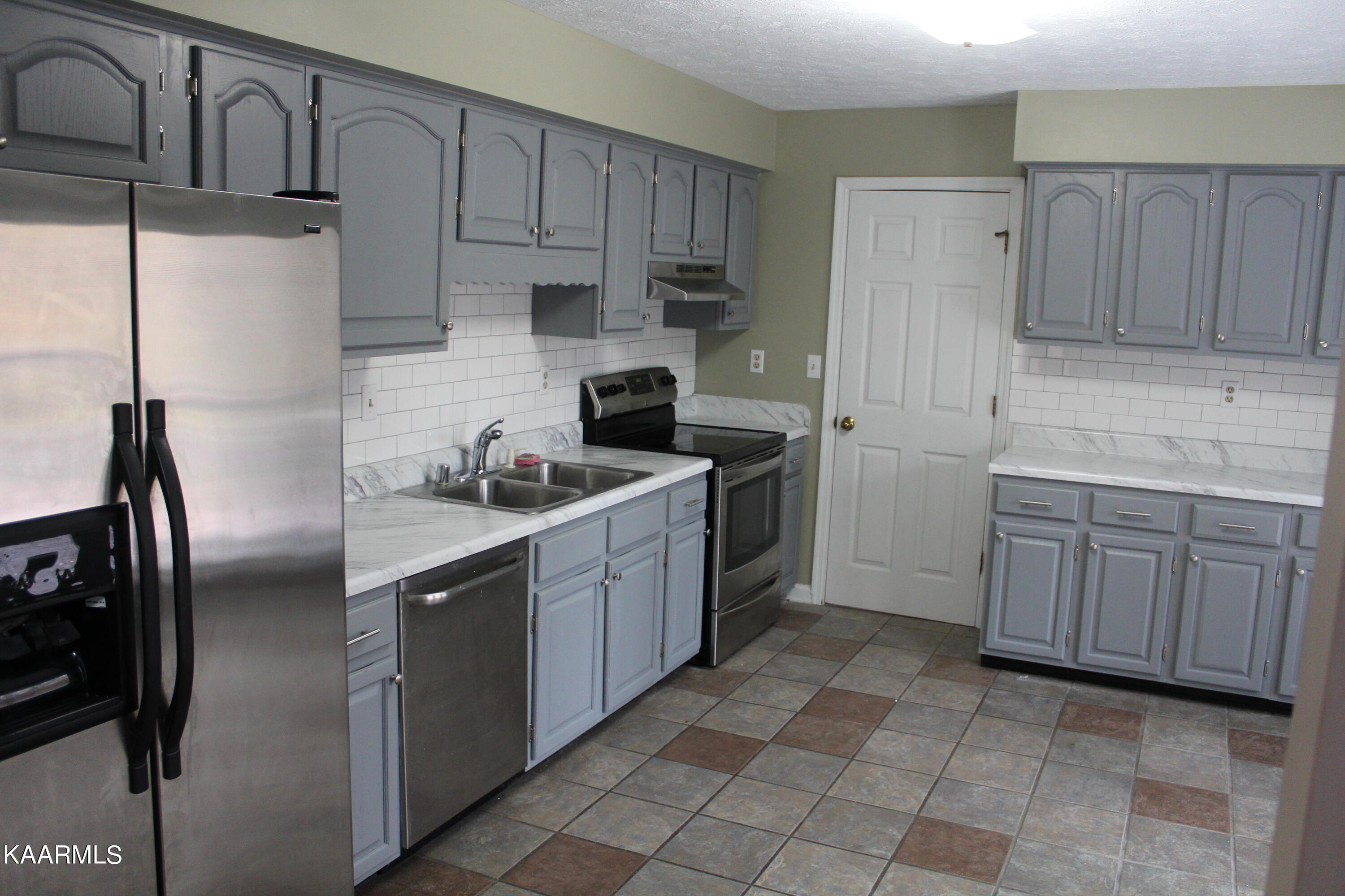 165 Lake Hill Road Middlesboro, KY 40965 - Photo 44 of 56 IMG_0199