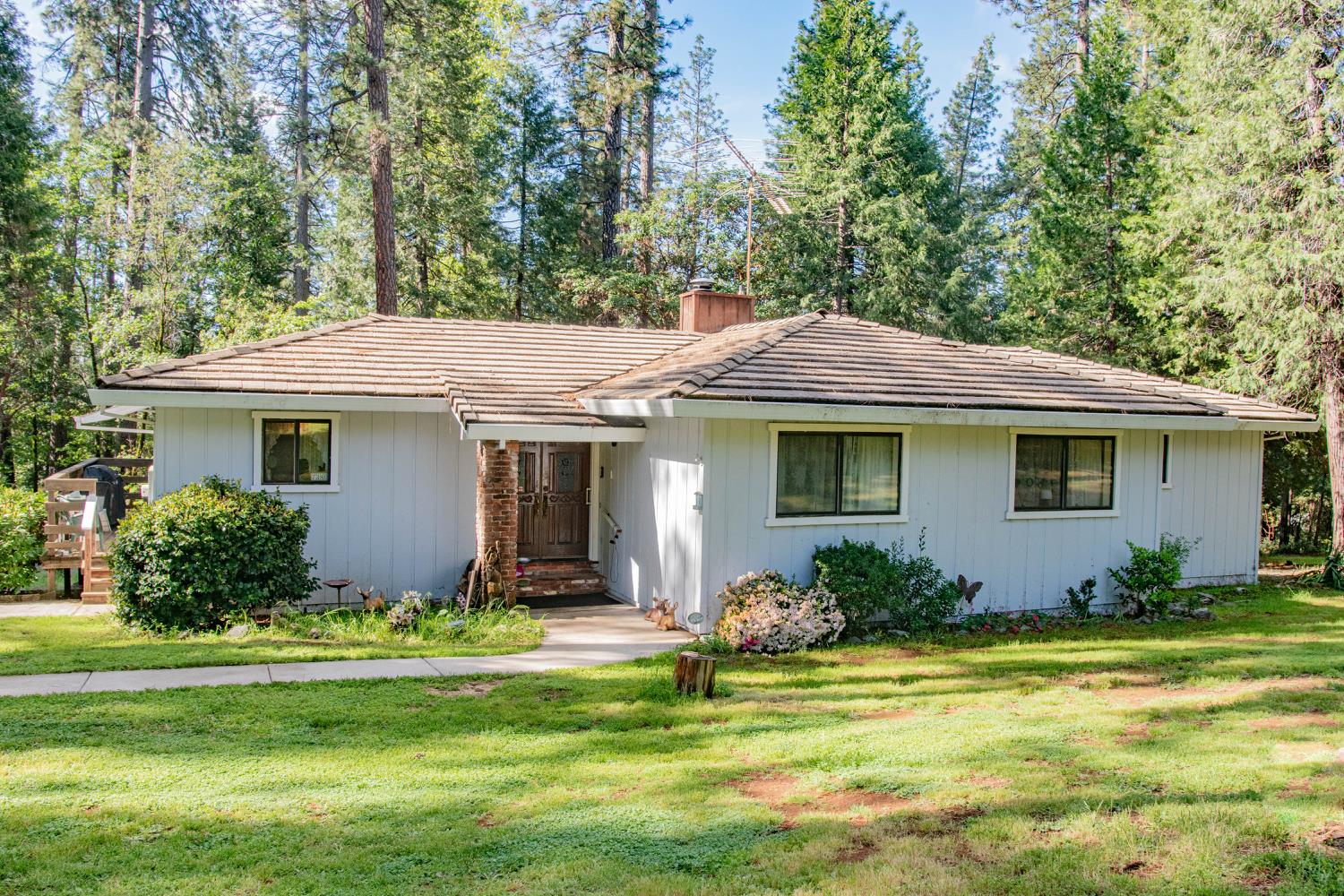 7380 Wentworth Springs Road Georgetown, CA 95634 - Photo 2 of 34