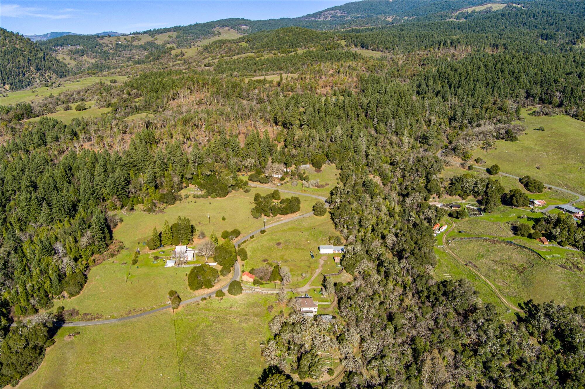 9198 Fort Seward Road Blocksburg, CA 95514 - Photo 45 of 61 Gallery Image 45