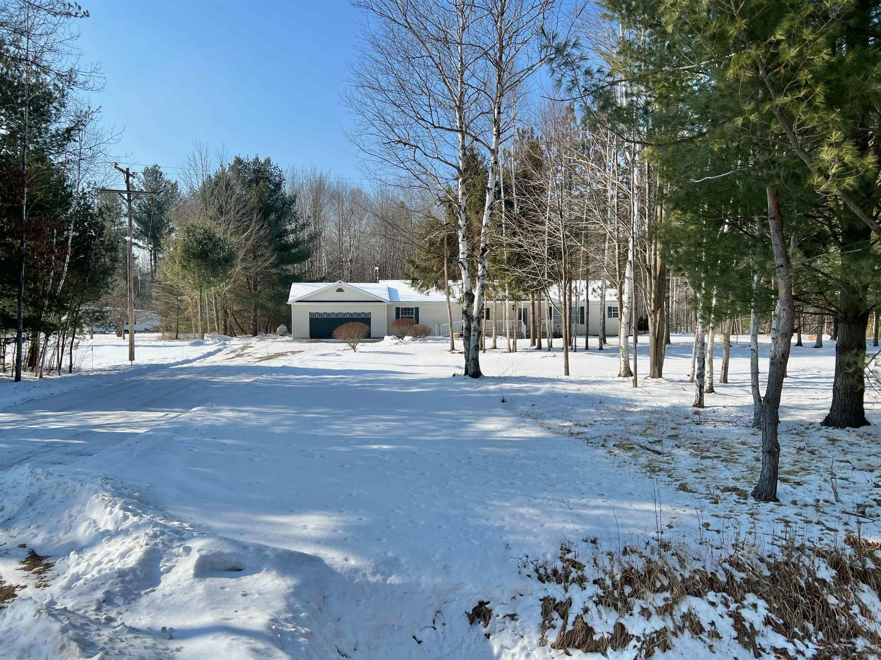 1664 South Coleman Road Shepherd, MI 48883 - Photo 1 of 73 1896731.JPG