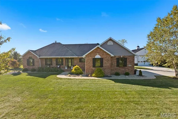 $795,000 | 5297 Millennium Court, Edwardsville, IL 62025
