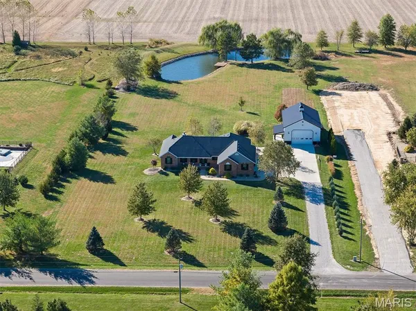 $795,000 | 5297 Millennium Court, Edwardsville, IL 62025