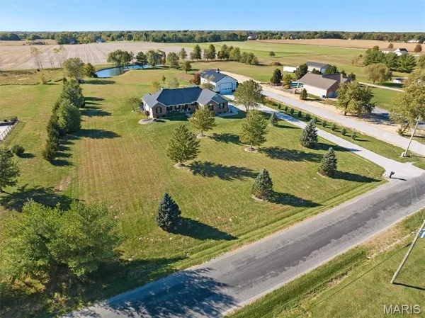 $795,000 | 5297 Millennium Court, Edwardsville, IL 62025
