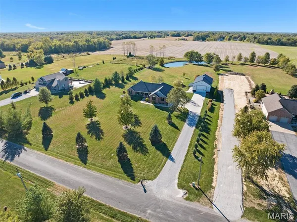 $795,000 | 5297 Millennium Court, Edwardsville, IL 62025