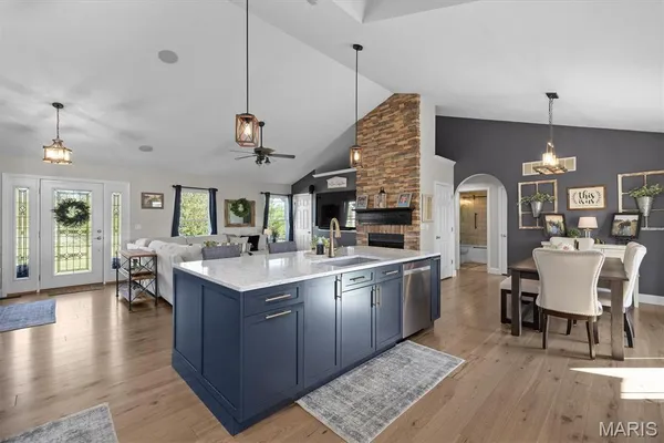 $795,000 | 5297 Millennium Court, Edwardsville, IL 62025
