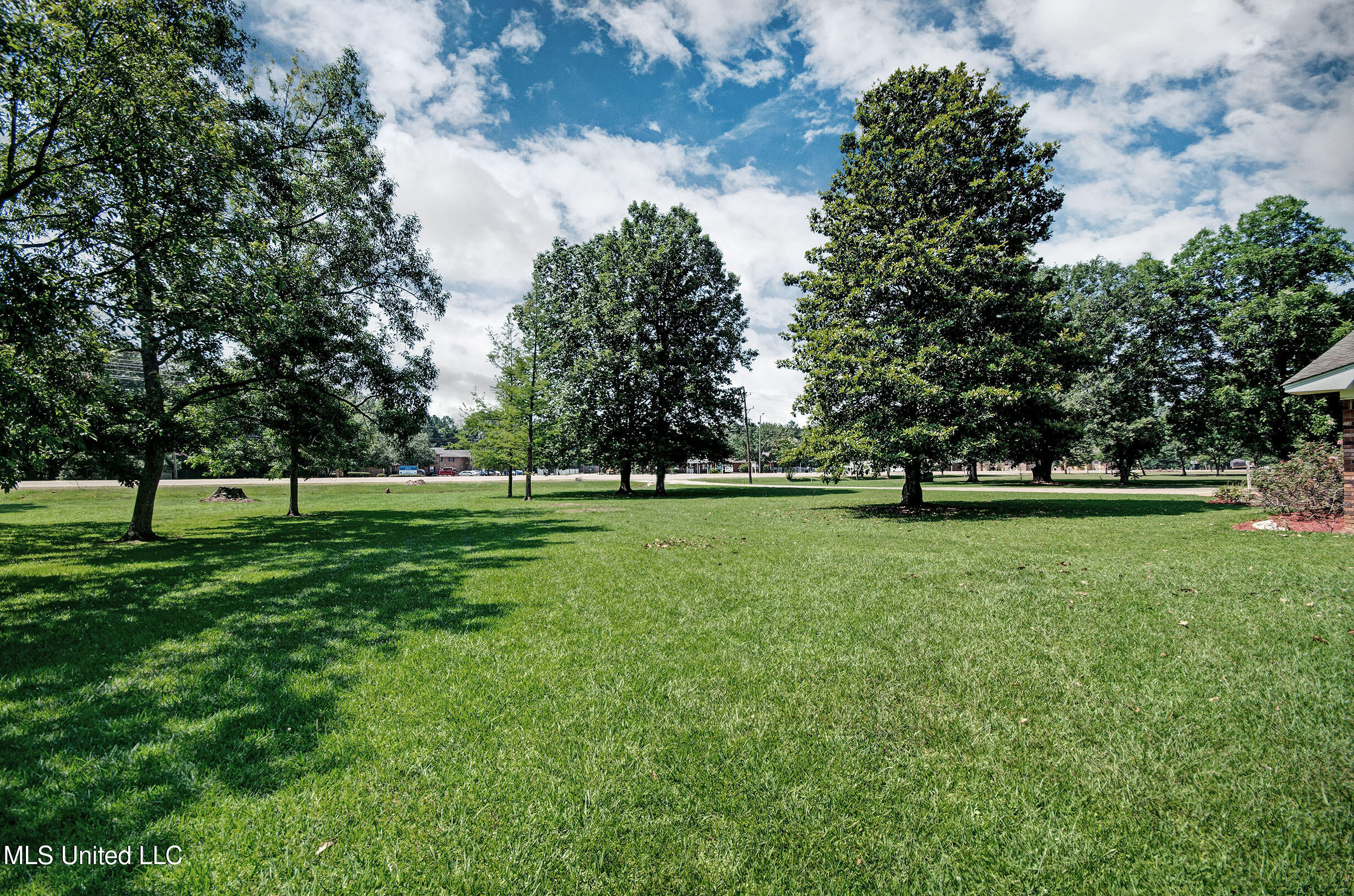 1302 Highway 16 Carthage, MS 39051 - Photo 33 of 37 IMGP9586_7_8