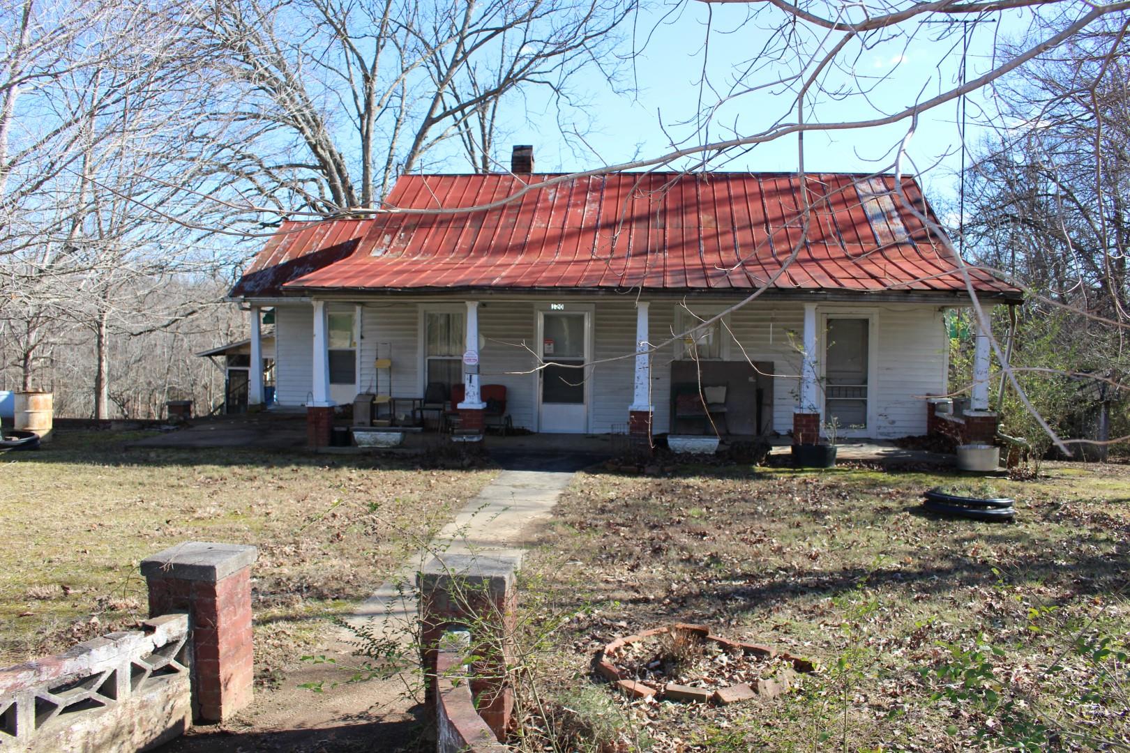 120 Wynns Ferry Road Dover, TN 37058 - Photo 1 of 6 Gallery Image 1