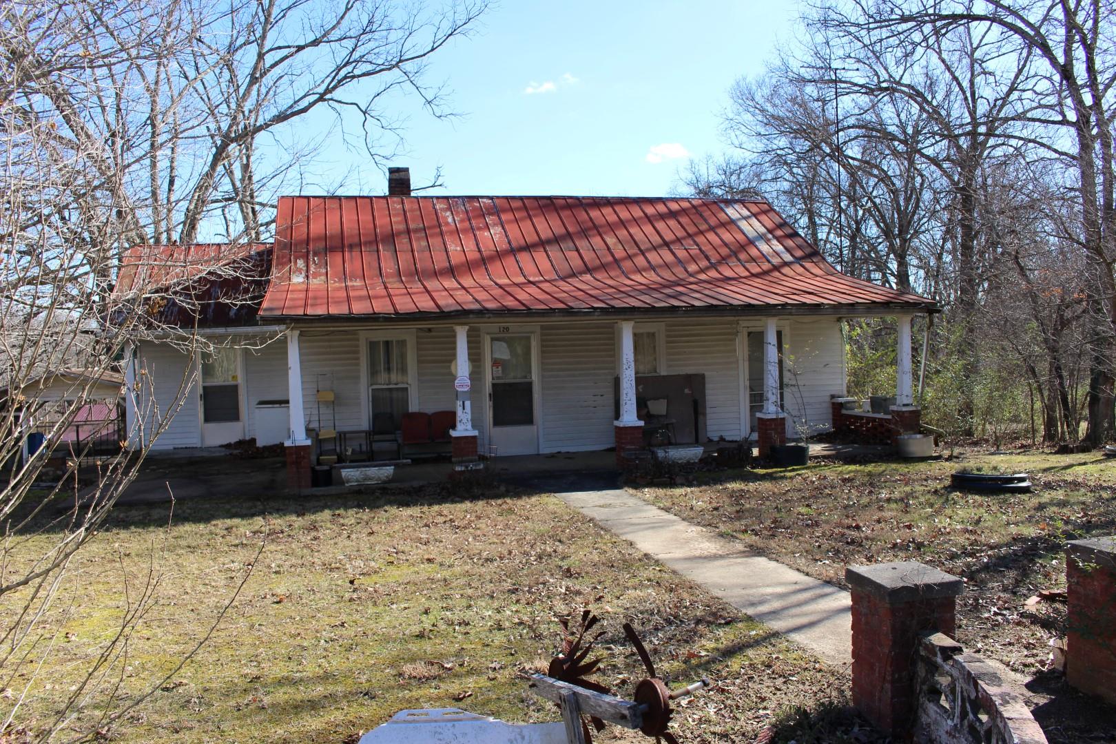 120 Wynns Ferry Road Dover, TN 37058 - Photo 3 of 6 Gallery Image 3