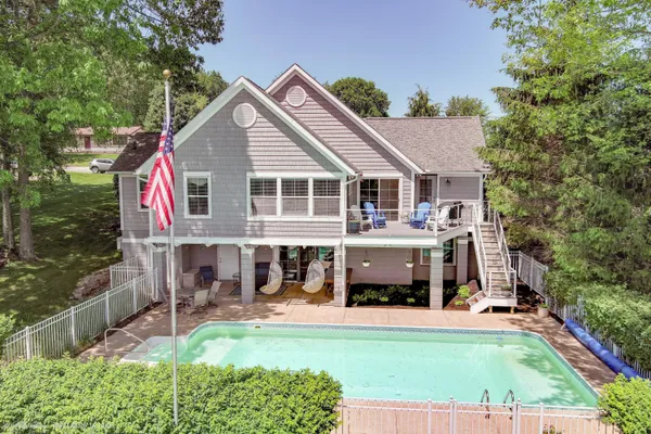 $628,500 | 763 Glenview Drive, Howard, OH 43028