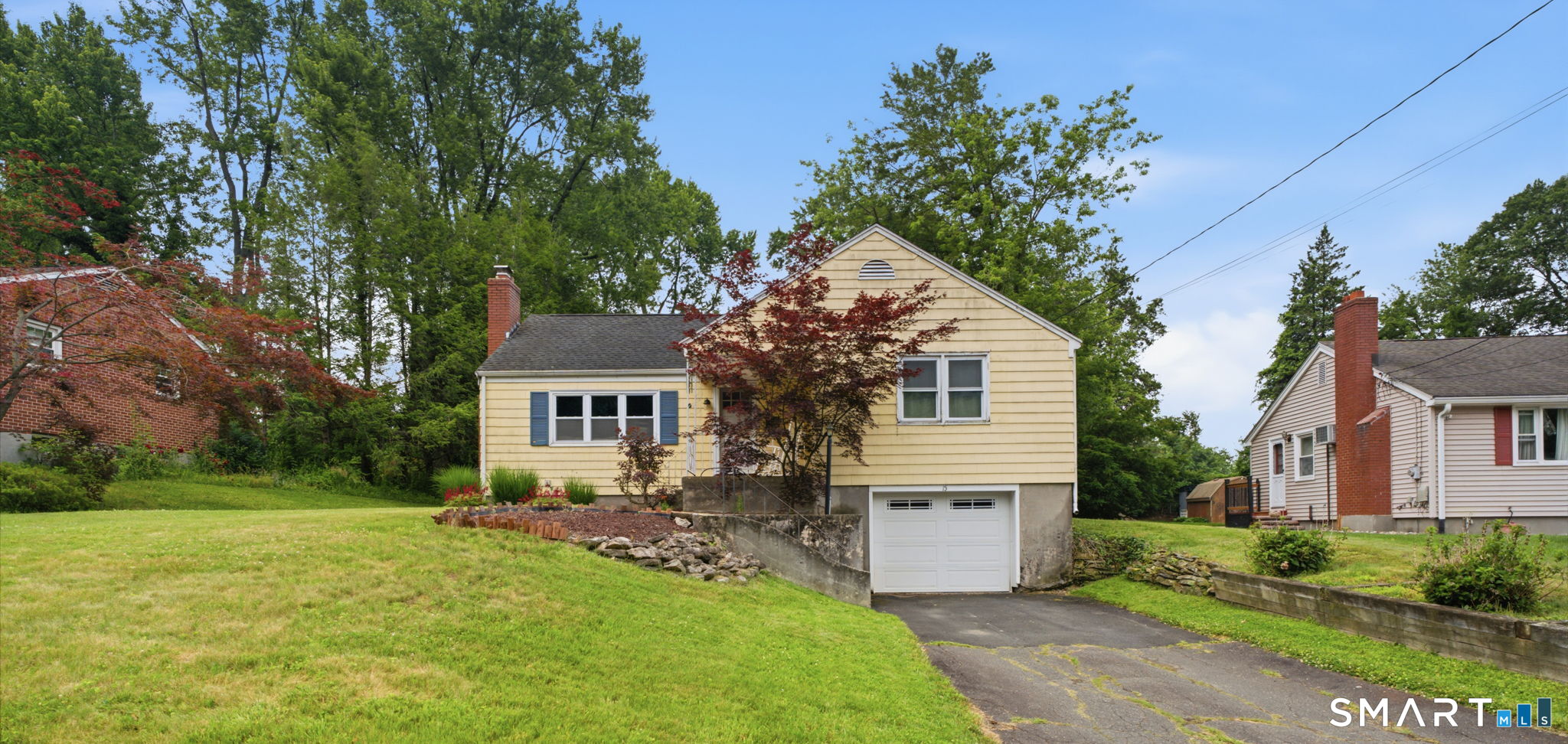 15 Scarborough Road Windsor, CT 06095 - Photo 2 of 25