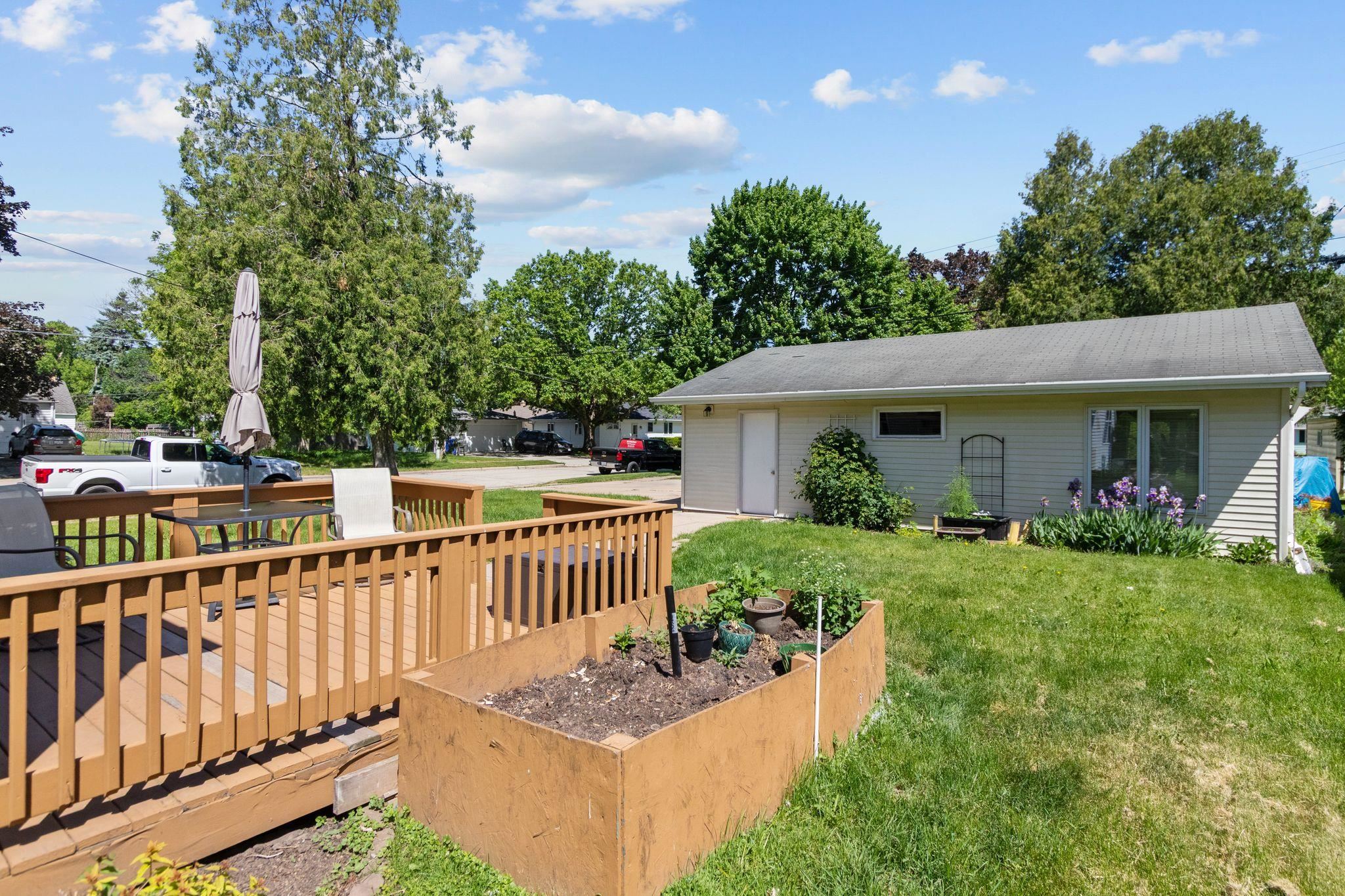 834 West Grant Street Appleton, WI 54914 - Photo 32 of 49