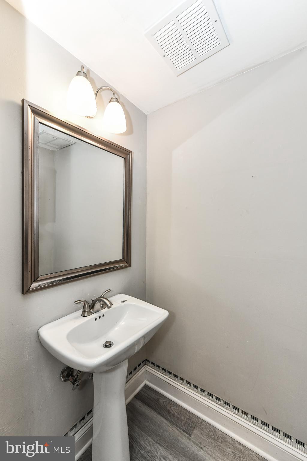 1563 Scandia Circle Reston, VA 20190 - Photo 11 of 41 Lower Level Half Bath