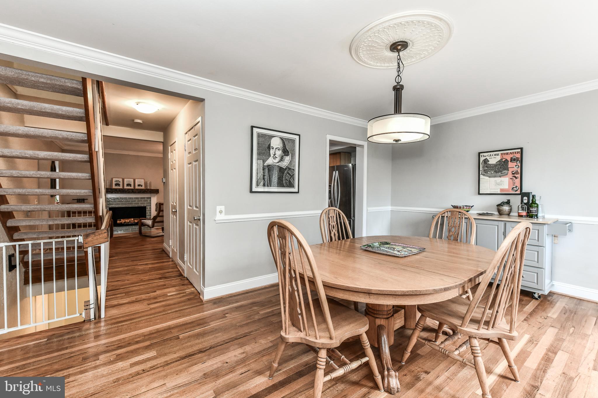 1563 Scandia Circle Reston, VA 20190 - Photo 17 of 41 Formal Dining Room