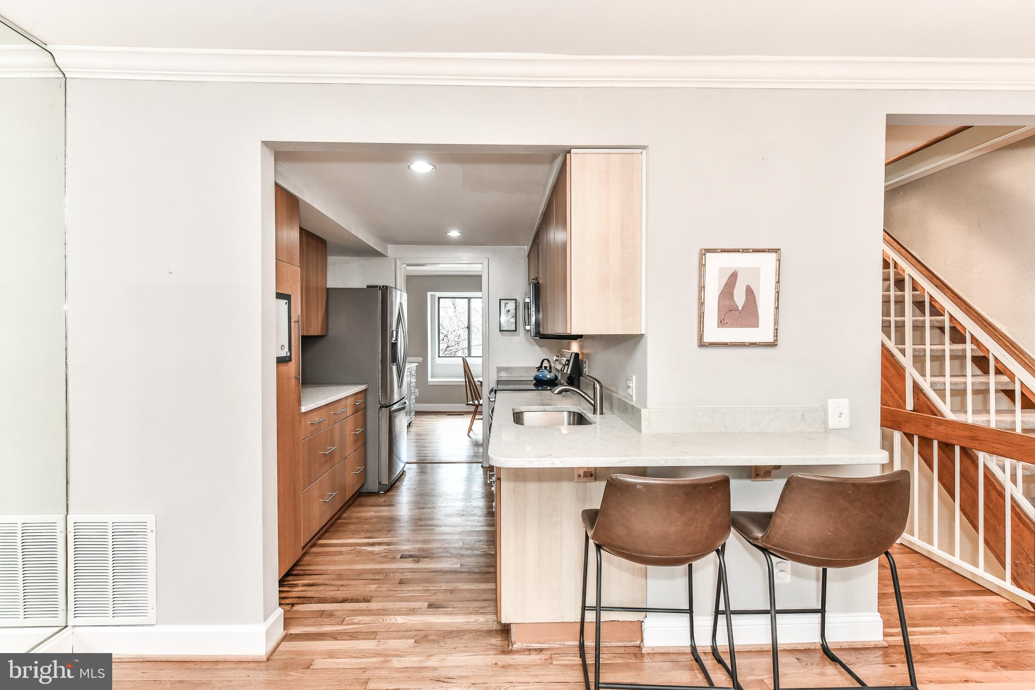 1563 Scandia Circle Reston, VA 20190 - Photo 26 of 41 Dining Bar off Kitchen