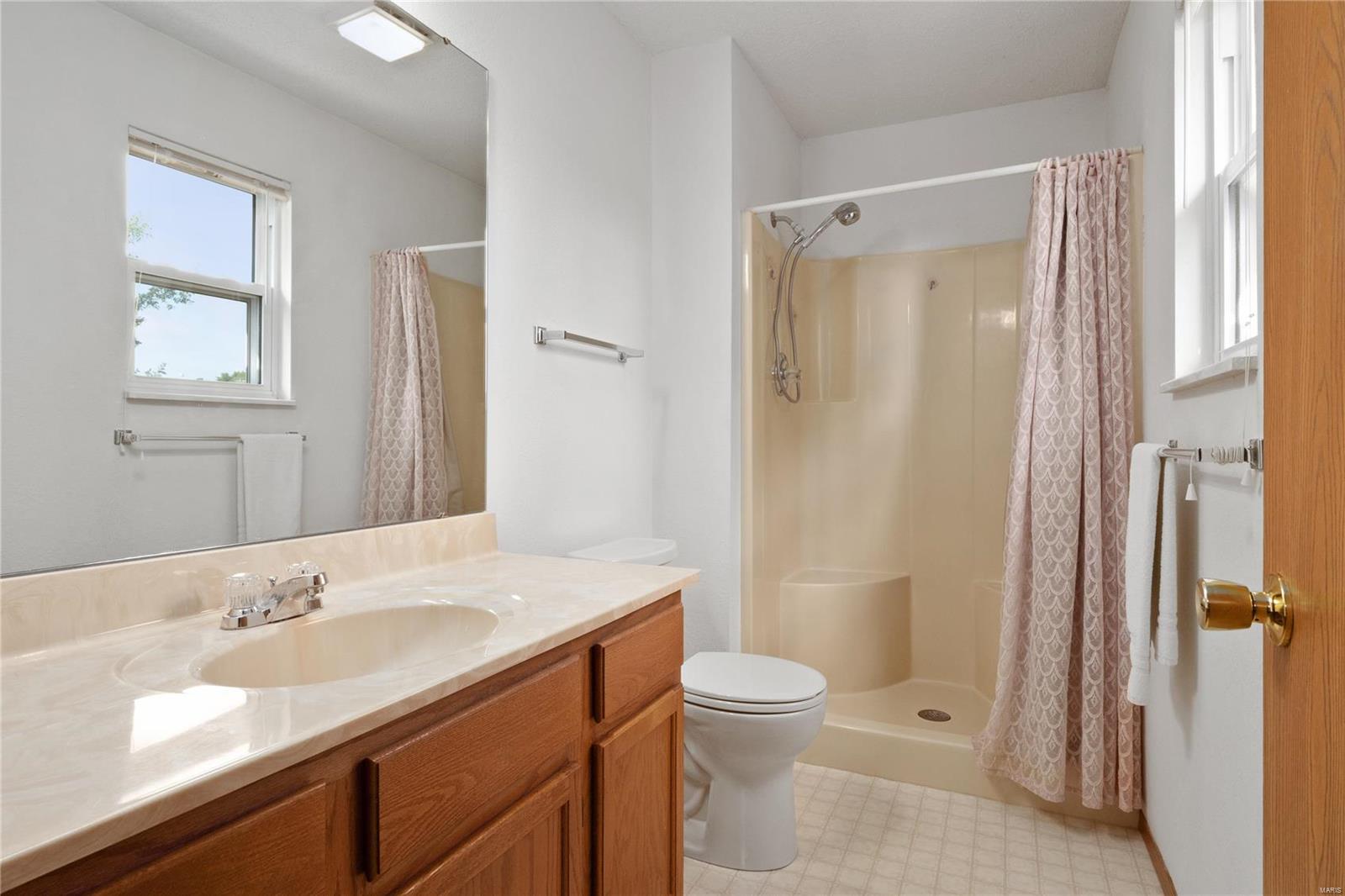 814 Misty Valley Road O'Fallon, IL 62269 - Photo 14 of 22 Gallery Image 14