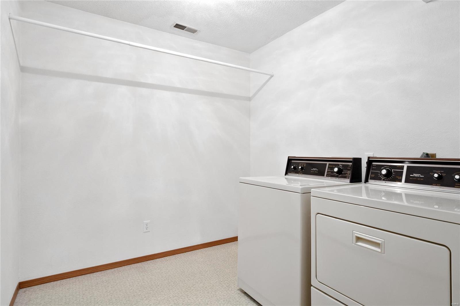 814 Misty Valley Road O'Fallon, IL 62269 - Photo 18 of 22 Gallery Image 18