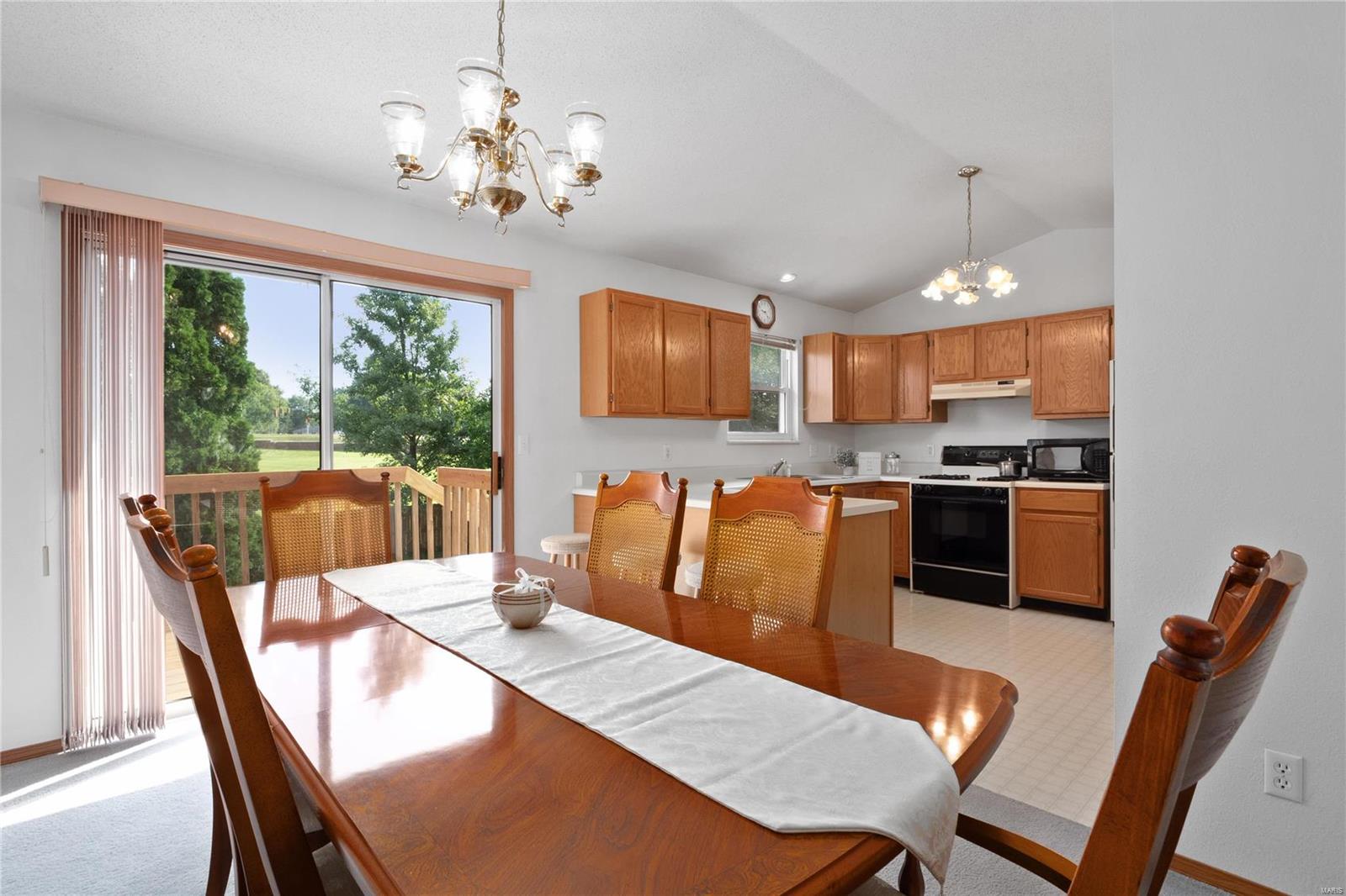 814 Misty Valley Road O'Fallon, IL 62269 - Photo 3 of 22 Gallery Image 3