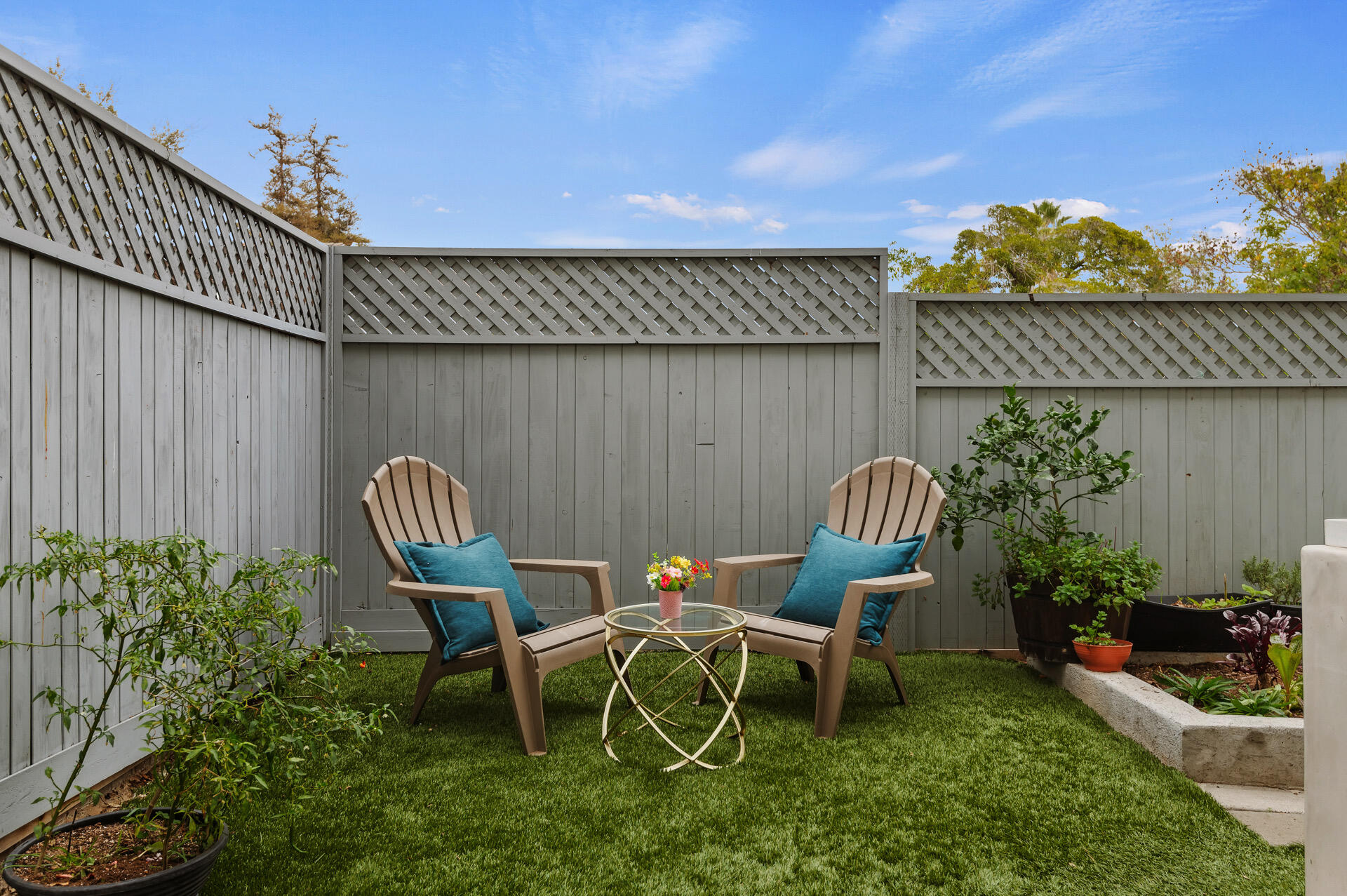 Undisclosed Address Santa Barbara, CA 93101 - Photo 4 of 27 a view of a chairs and table in the patio