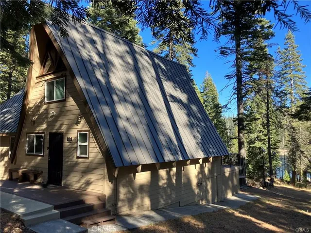 a view of outdoor space