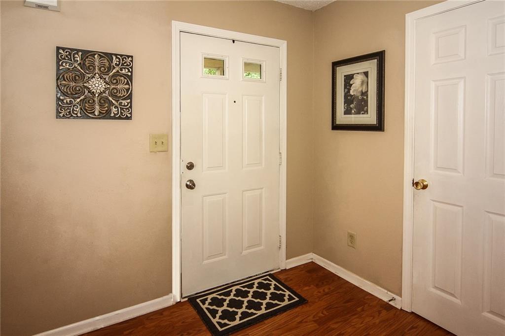 5238 Manning Road Indianapolis, IN 46228 - Photo 3 of 21 Gallery Image 3