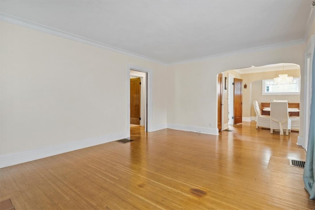 78 Durand Drive Irondequoit, NY 14622 - Photo 8 of 44