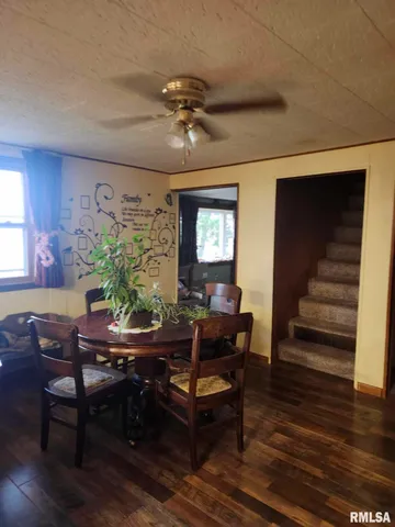 $169,000 | 19635 East 800th Street, Sciota, IL 61475